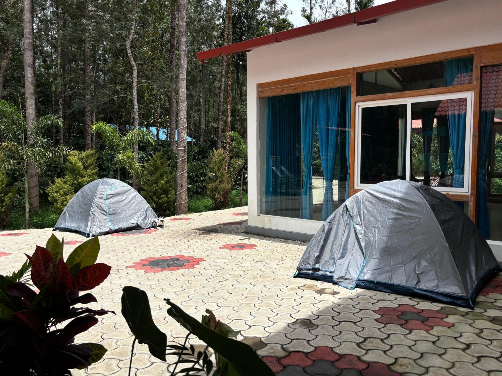 Ecstasy Tent Stay With Swimming Pool & Common Washroom Чикмагалур Екстер'єр фото