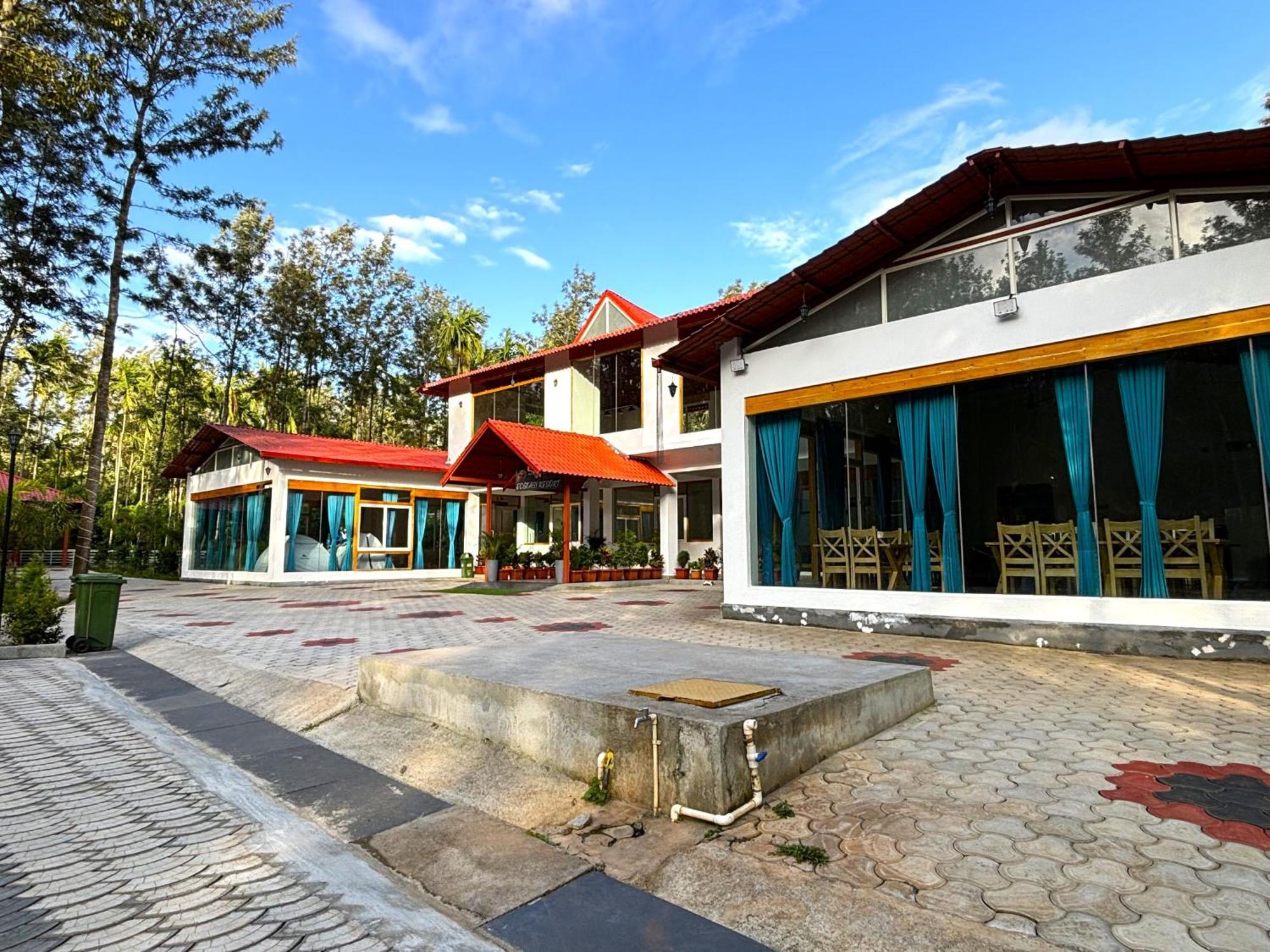 Ecstasy Tent Stay With Swimming Pool & Common Washroom Чикмагалур Екстер'єр фото